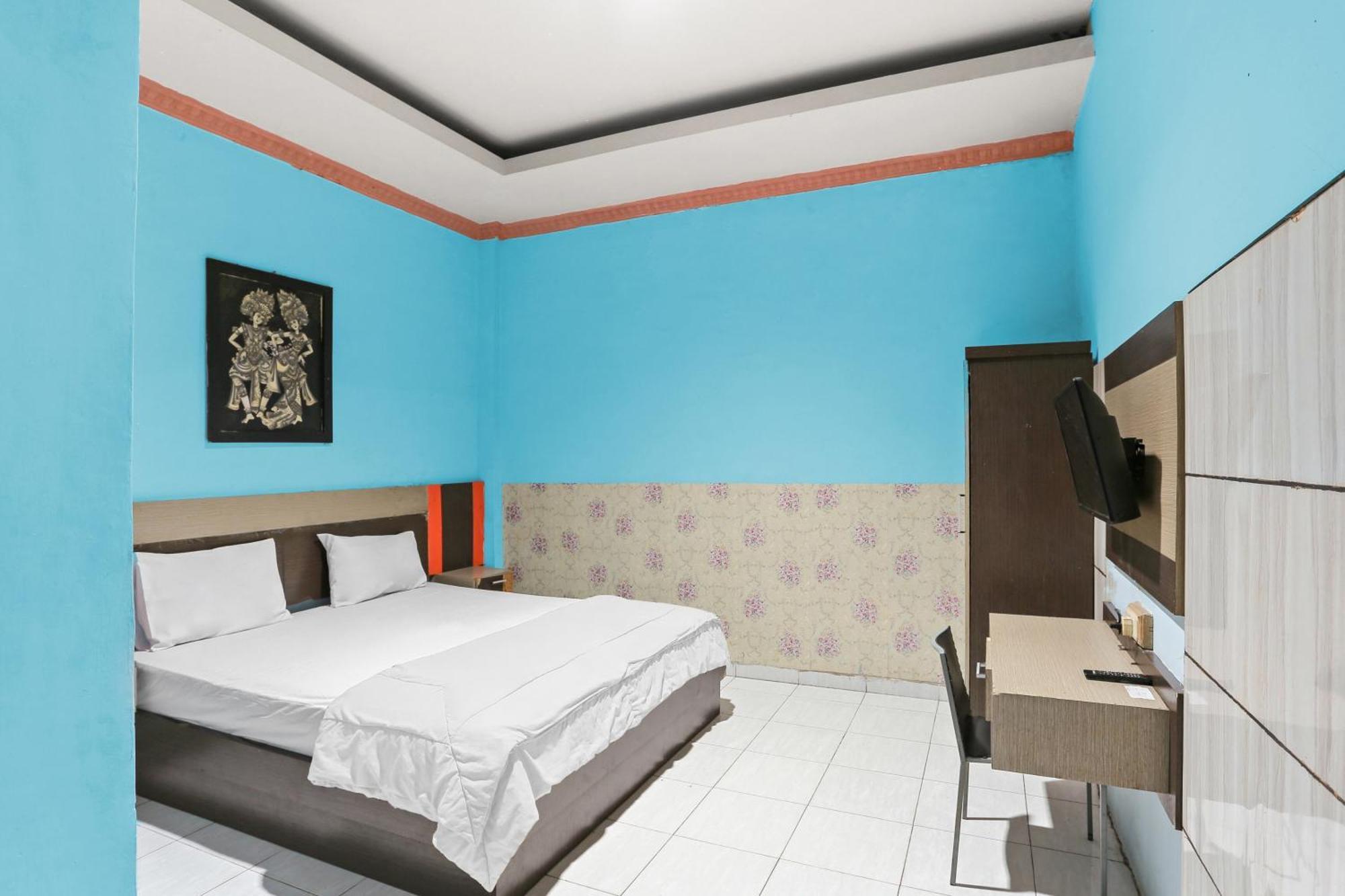 Oyo 93046 Hotel Fortuna Parepare Dış mekan fotoğraf